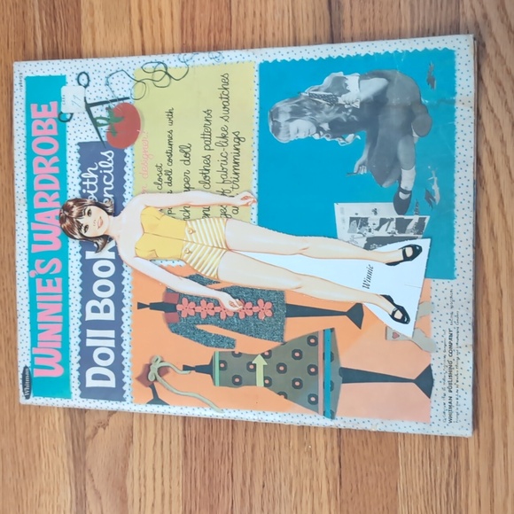 Winnie - Paper Doll - Picture 8 of 8